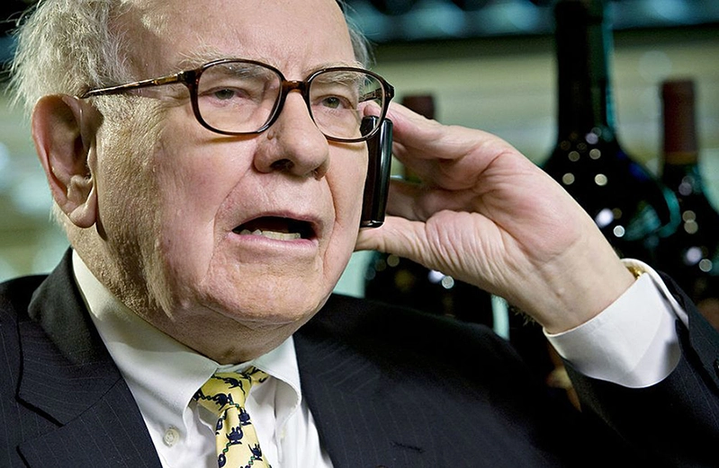 Как связаться с Уорреном Баффетом, гендиректором Berkshire Hathaway